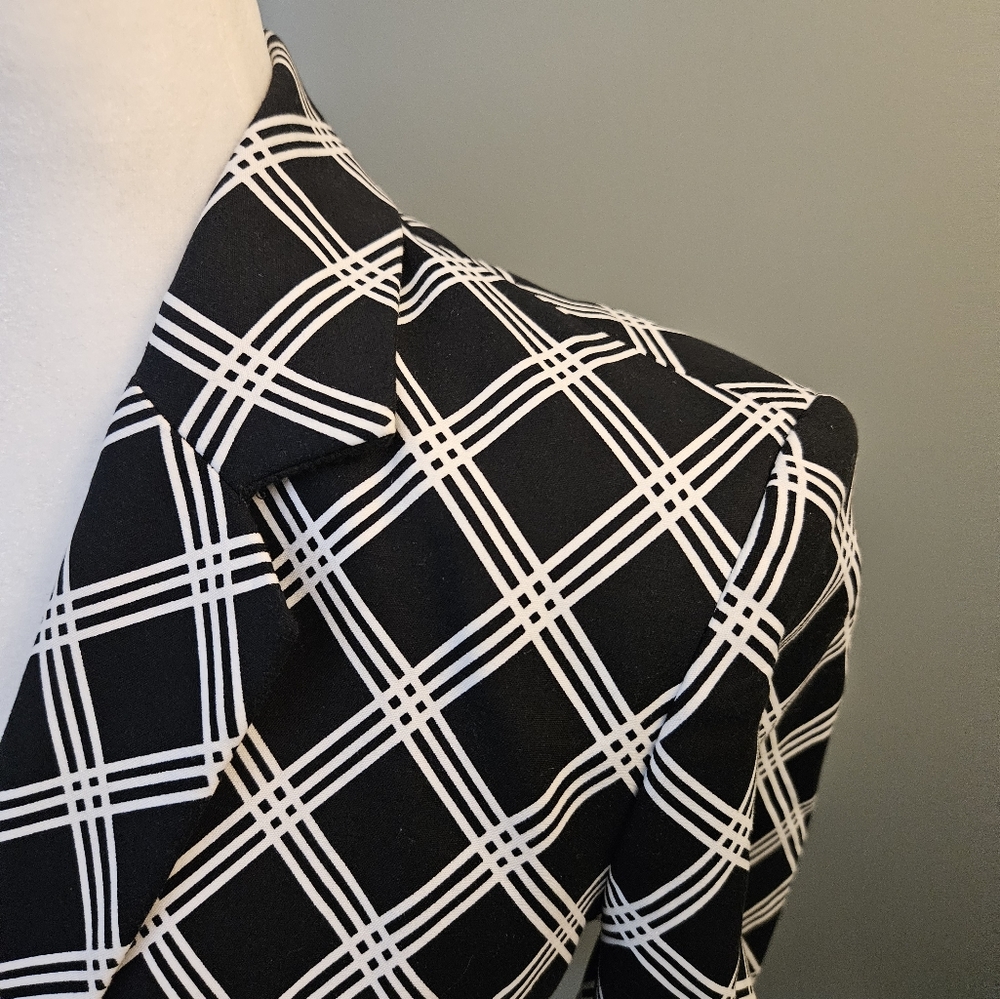 Express Black and White Blazer Women's Size 4 - Picture 9 of 12